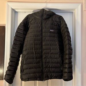 Patagonia Men's Dark Puffer Jacket